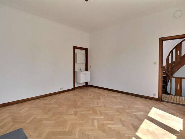 Colocation / Appartement 10 pièces de 270 m², Jette, Place Cardinal Mercier / Photo 2