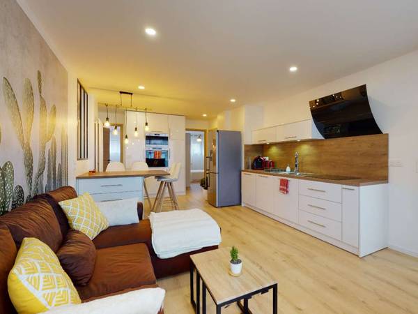 Colocation / Appartement 4 pièces de 82 m², Annemasse, Avenue Pasteur / Photo 2