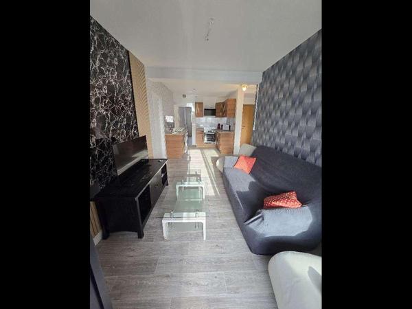 Colocation / Appartement 5 pièces de 78 m², Vaulx-en-Velin, Chemin des Plates / Photo 2