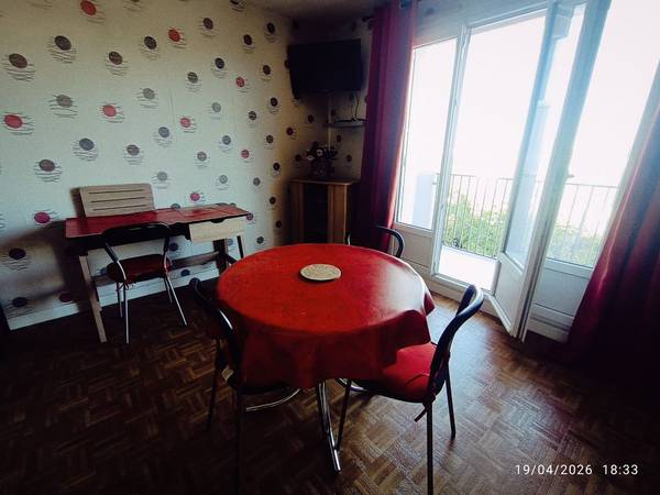 Location / Studio, Nevers / Photo 2