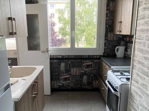 Colocation / Appartement 5 pièces de 70 m², Caen, Rue d'Hermanville / Photo 2