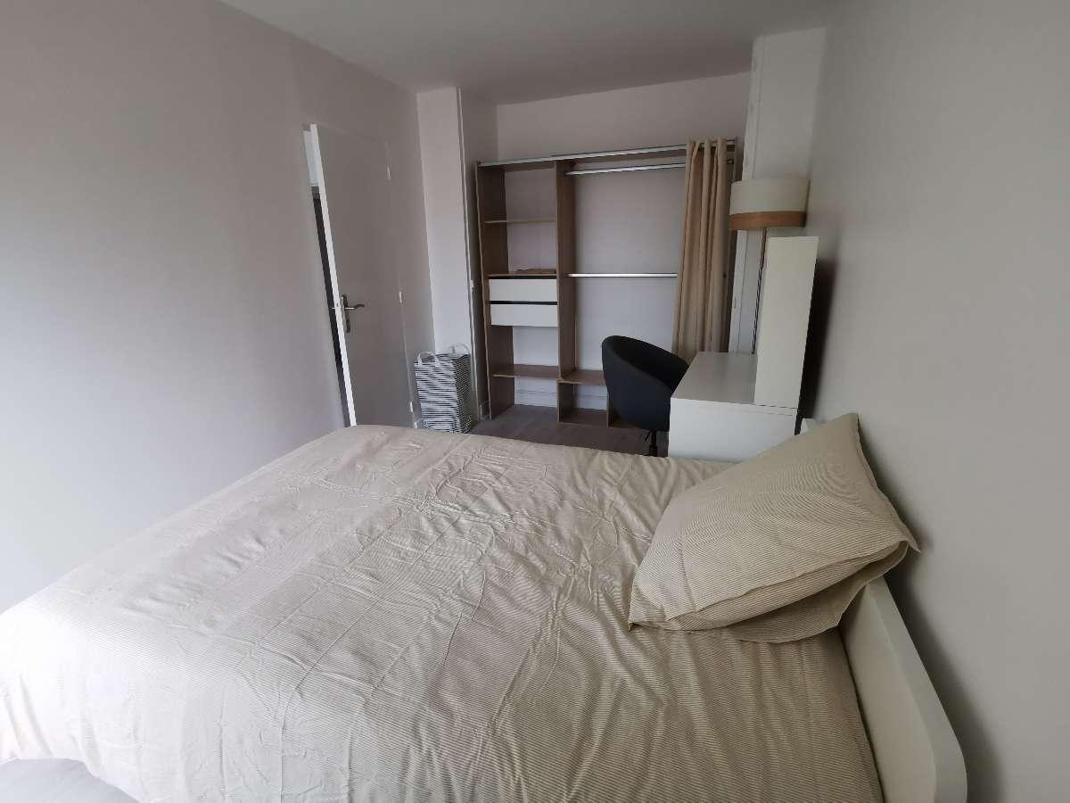 Appartement 4 pièces de 75 m² à Massy | Colocation | 625€/mois photo 4