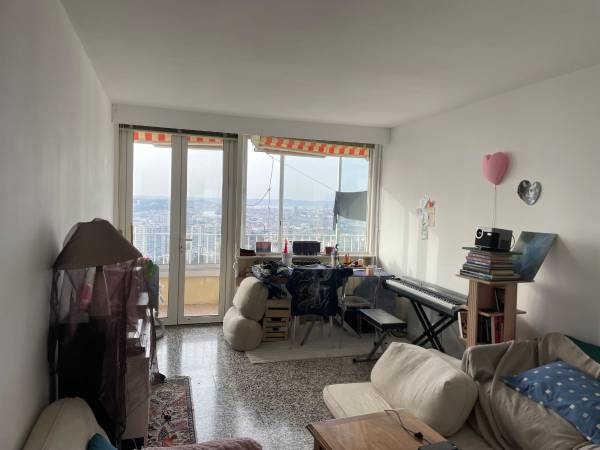 Colocation / Appartement 5 pièces de 85 m², Marseille, Boulevard du Redon / Photo 2
