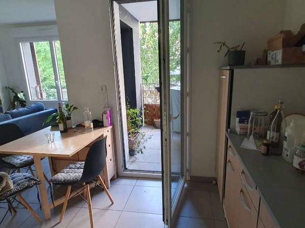 Sous-location / Appartement 3 pièces de 68 m², Lyon, Rue du 24 Mars 1852 / Photo 2