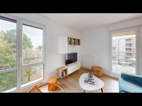 Colocation / Appartement 4 pièces de 83 m², Nantes, Allée Micheline Ostermeyer / Photo 2