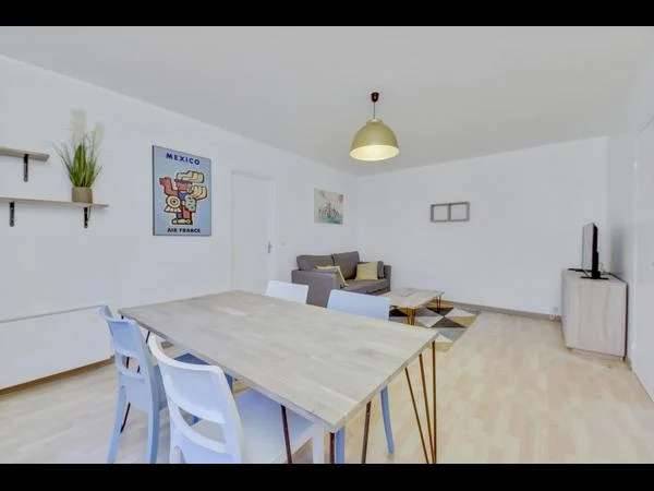 Colocation / Appartement 4 pièces de 84 m², Bagnolet / Photo 2