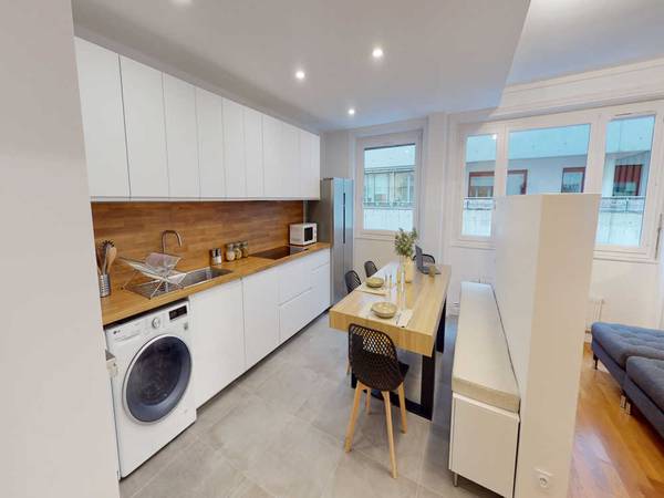 Colocation / Appartement 7 pièces de 150 m², Lyon, Rue d'Enghien / Photo 14