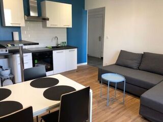 Colocation / Appartement 6 pièces de 81 m², Grenoble, Boulevard Général Gallieni