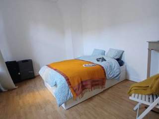 Colocation / Appartement 3 pièces de 100 m², Bruxelles, Rue des Grands Carmes