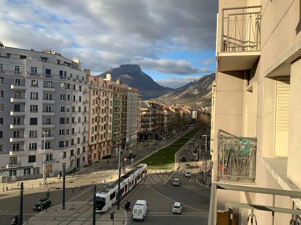 Colocation / Appartement 5 pièces de 84 m², Grenoble / Photo 2