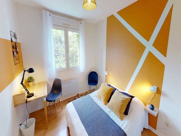 Colocation / Appartement 3 pièces de 70 m², Lyon, Rue Roposte / Photo 2