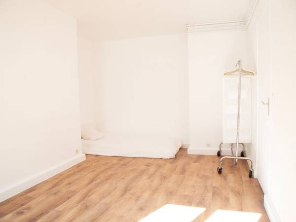 Colocation / Appartement 5 pièces de 150 m², Paris, Boulevard Voltaire / Photo 2