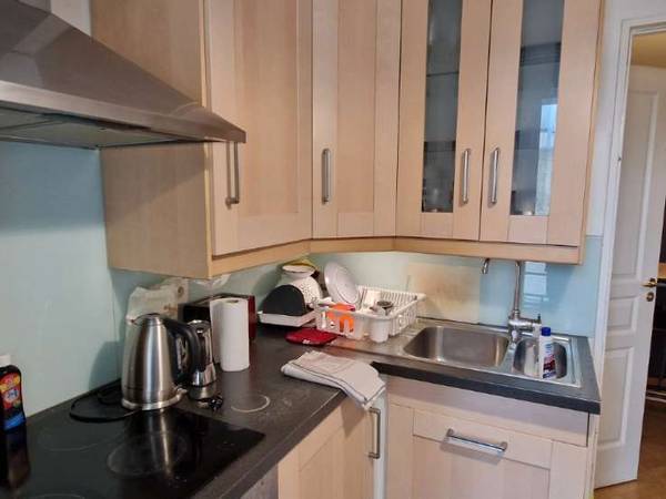 Colocation / Appartement 4 pièces de 62 m², Issy-les-Moulineaux, Avenue Victor Cresson / Photo 2