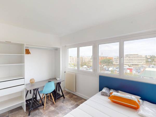 Colocation / Appartement 5 pièces de 85 m², Saint-Herblain, Rue d'Aquitaine / Photo 2