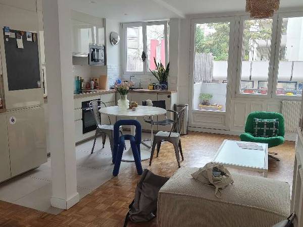 Colocation / Appartement 4 pièces de 75 m², Paris, Rue Mouraud / Photo 2