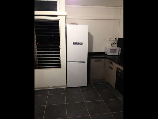 Colocation / Appartement 5 pièces de 90 m², Pointe-à-Pitre, Boulevard Faidherbe / Photo 2