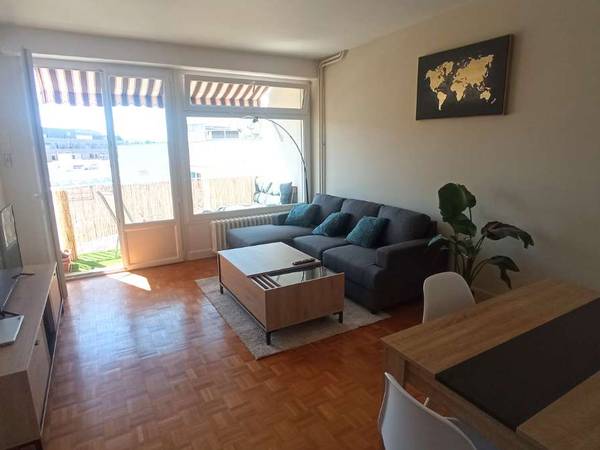 Colocation / Appartement 4 pièces de 71 m², Le Mans, Rue Pasteur / Photo 2