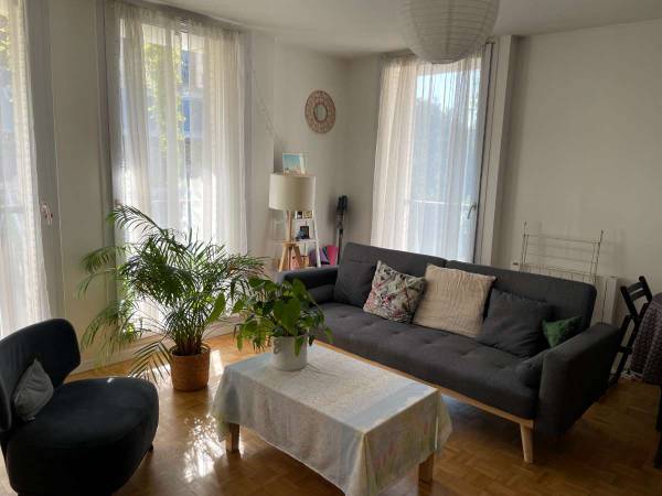 Colocation / Appartement 3 pièces de 57 m², Paris, Rue René Villermé / Photo 2