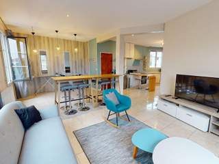 Flatsharing / 7-bedroom flat · 146 m², Poitiers, Rue de l'Intendant le Nain