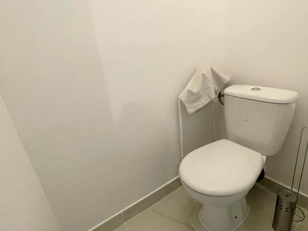 Colocation / Appartement 4 pièces de 69 m², Villeurbanne, Rue Anatole France / Photo 7