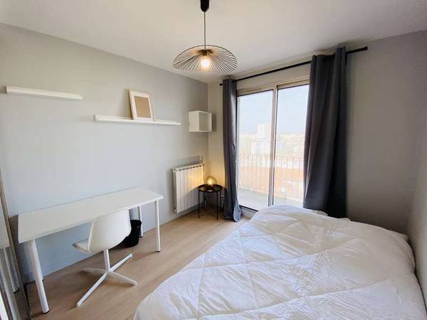 Colocation / Appartement 5 pièces de 88 m², Villeurbanne, Boulevard Eugène Réguillon / Photo 2