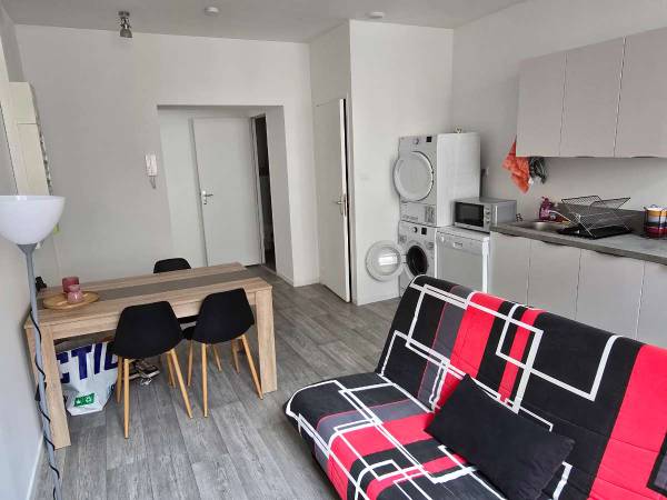 Colocation / Appartement 4 pièces de 68 m², Saint-Étienne, Rue Blanqui / Photo 2