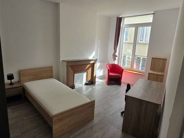 Colocation / Appartement 4 pièces de 68 m², Saint-Étienne, Rue Blanqui / Photo 12