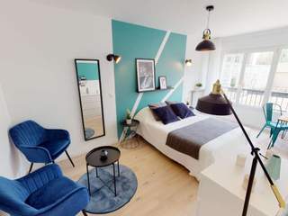Colocation / Appartement 6 pièces de 74 m², Paris, Rue de Bagnolet