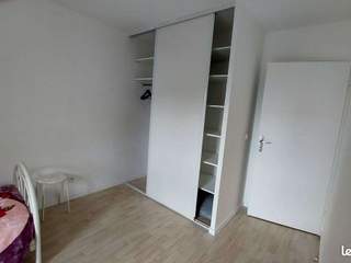 Colocation / 4 rooms apartment · 80 m², Paris