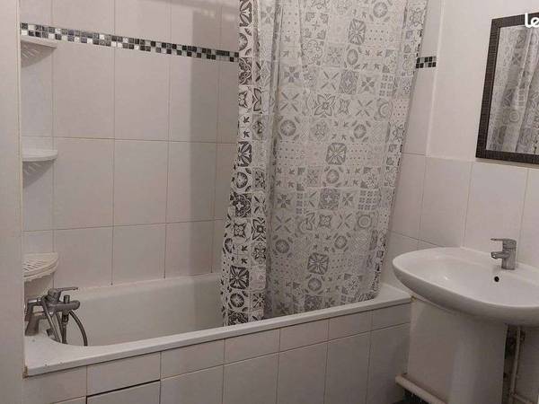 Flatsharing / 4-bedroom flat · 80 m², Paris / Photo 2