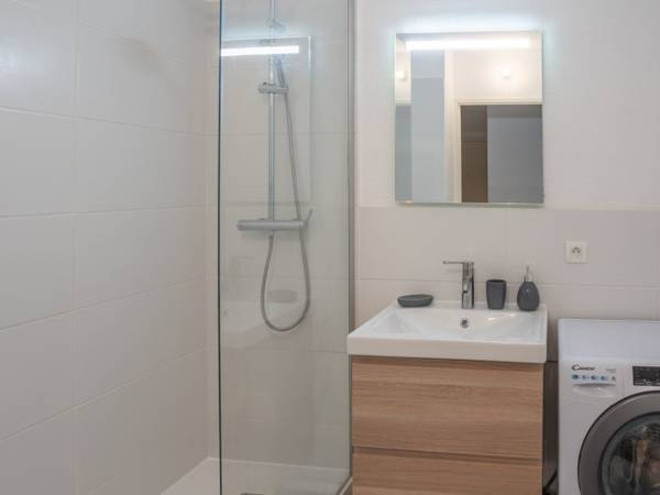 Colocation / Appartement 4 pièces de 82 m², Bordeaux, Rue du Chanoine Vidal / Photo 2