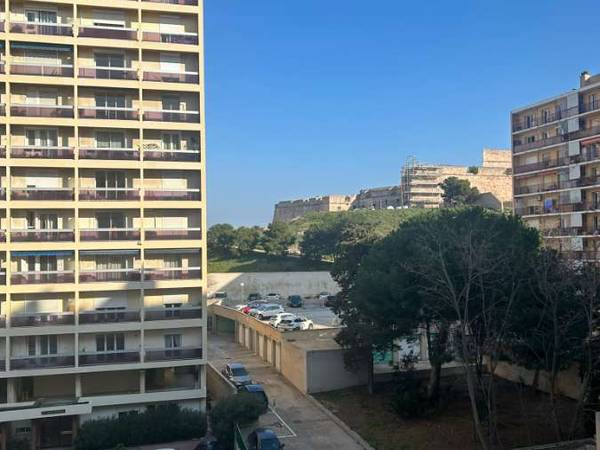 Sous-location / Appartement 5 pièces de 85 m², Marseille, Avenue de la Corse / Photo 7