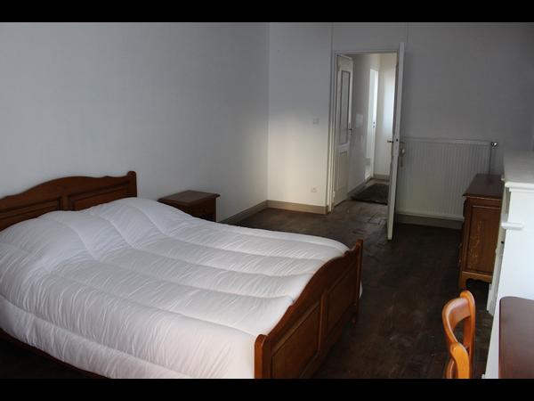 Colocation / Maison 5 pièces de 95 m², Poitiers, Rue de Montbernage / Photo 2