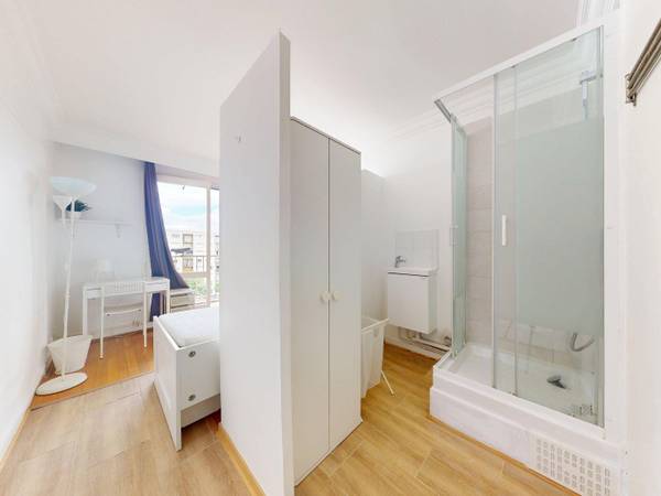 Colocation / Appartement 5 pièces de 79 m², Saint-Denis, Rue Gabriel Péri / Photo 2