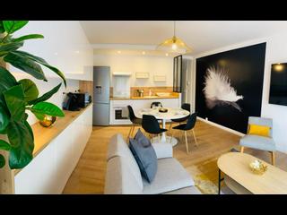 Colocation / Appartement 6 pièces de 105 m², Reims, avenue d'Epernay