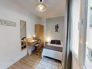 Flatsharing / 5-bedroom flat · 110 m², Paris, Rue de Saussure