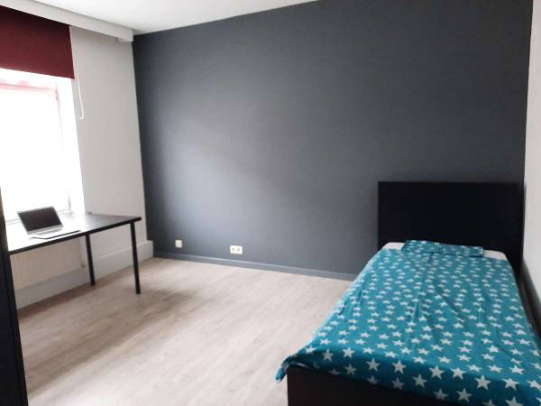 Colocation / Maison 7 pièces de 100 m², Namur, Rue du Pavillon / Photo 2