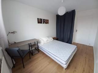 Room share / 4 rooms apartment · 74 m², Villeurbanne