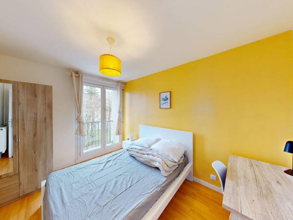 Colocation / Appartement 5 pièces de 96 m², Brest, Rue de Quizac / Photo 2