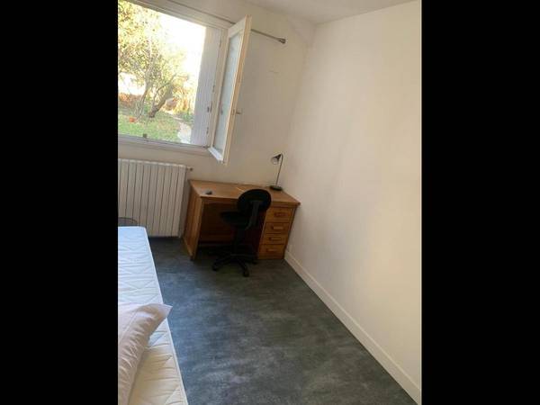 Colocation / Maison 9 pièces de 12 m², Épinay-sur-Seine, Rue des Alliés / Photo 2