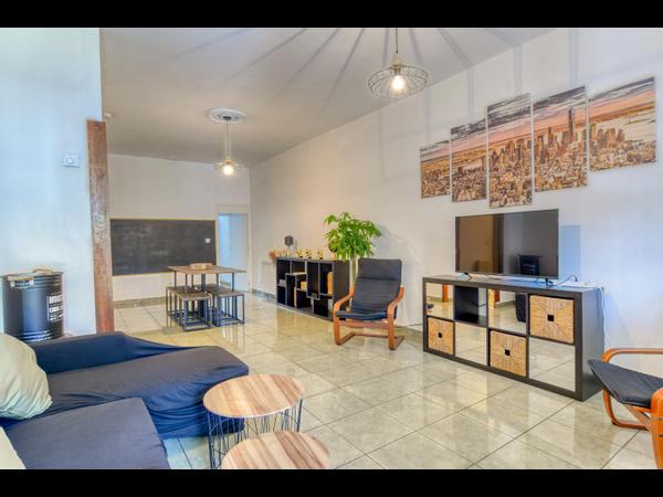 Colocation / Appartement 6 pièces de 104 m², Marseille, Boulevard Rabatau / Photo 2