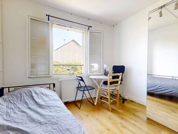 Colocation / Maison 13 pièces de 200 m², Cergy, Bis Allée des Plantes / Photo 2