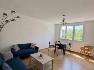Rental / 4-bedroom flat · 68 m², Mérignac, Résidence du Jard