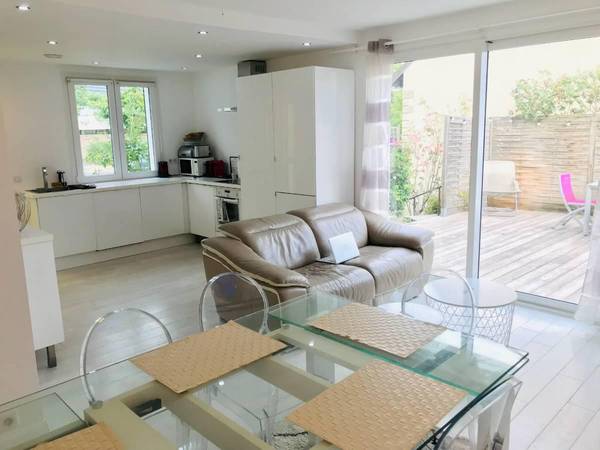Colocation / Maison 10 pièces de 155 m², Nanterre, Boulevard François Vincent Raspail / Photo 2