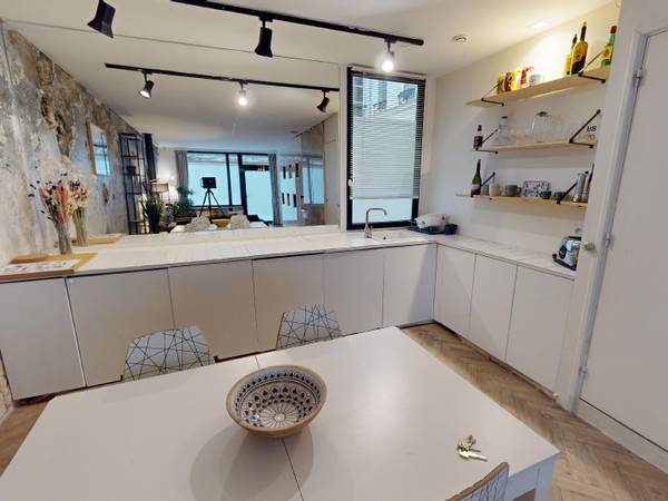 Location / Appartement 2 pièces de 49 m², Paris, Rue Pierre Dupont - Bâtiment A / Photo 2