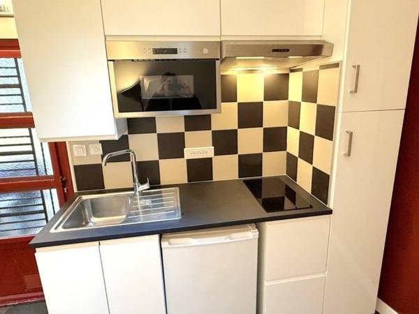 Sous-location / Appartement 1 pièce de 15 m², Paris, Rue Daniel Stern / Photo 8