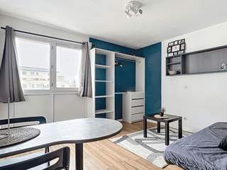 Location / Studio, Caen