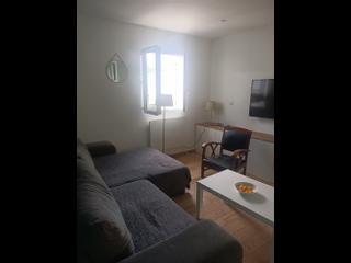 Flatsharing / 7-bedroom house · 100 m², Saint-Denis, Rue de Villiers