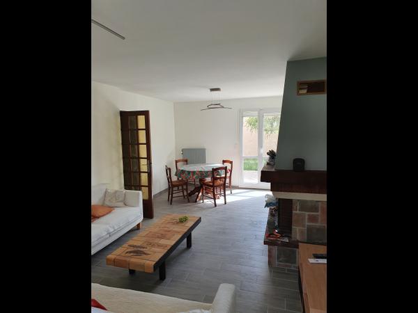 Colocation / Maison 6 pièces de 100 m², Cergy, Rue des Vendanges Prochaines / Photo 2