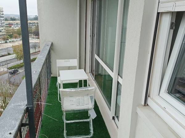 Colocation / Appartement 5 pièces de 74 m², Le Mée-sur-Seine, Avenue Maurice Dauvergne / Photo 2